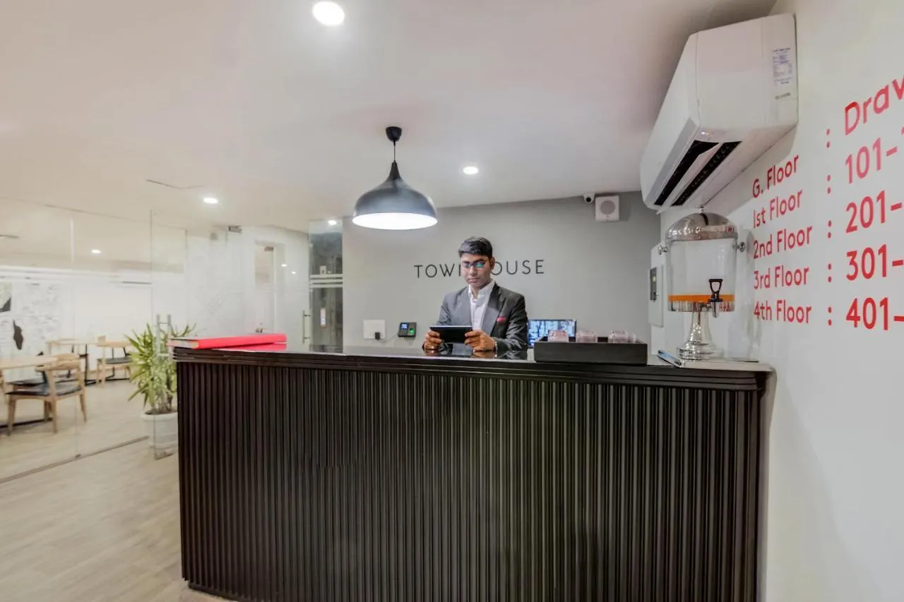 Townhouse Golf Course Road Hotel Gurgaon