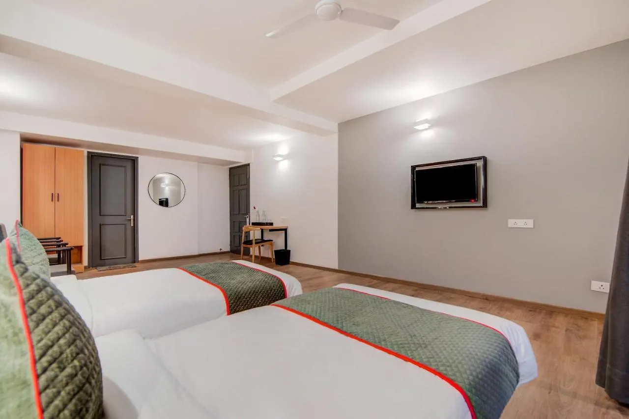 ****  Townhouse Golf Course Road Hotel Gurgaon India