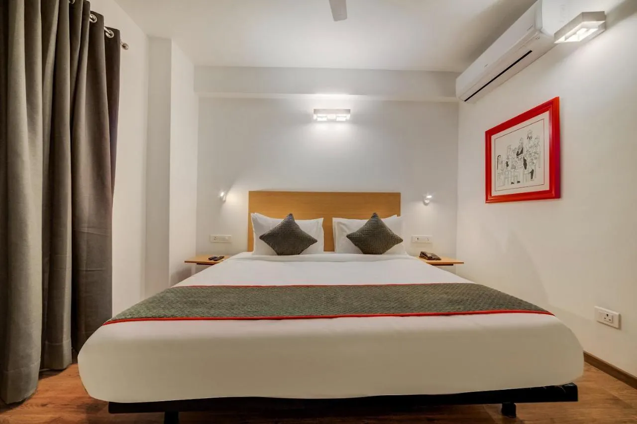 Townhouse Golf Course Road Hotel Gurgaon
