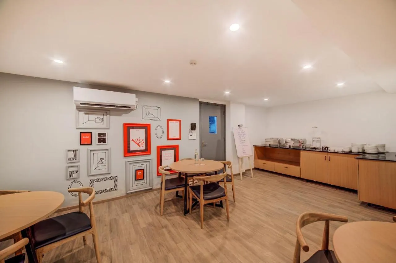 Townhouse Golf Course Road Hotel Gurgaon
