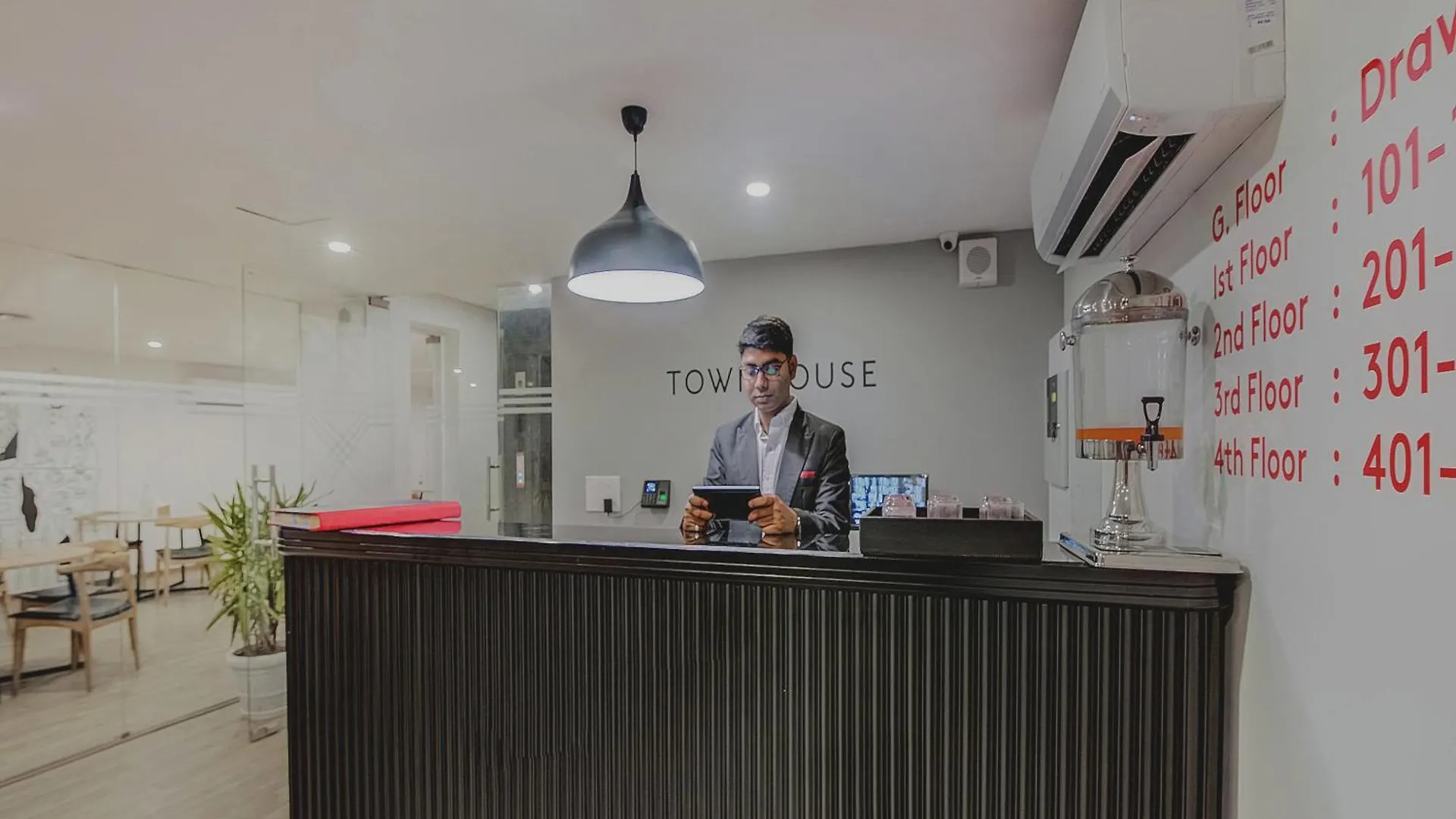 Townhouse Golf Course Road Hotel Gurgaon 4*,  India